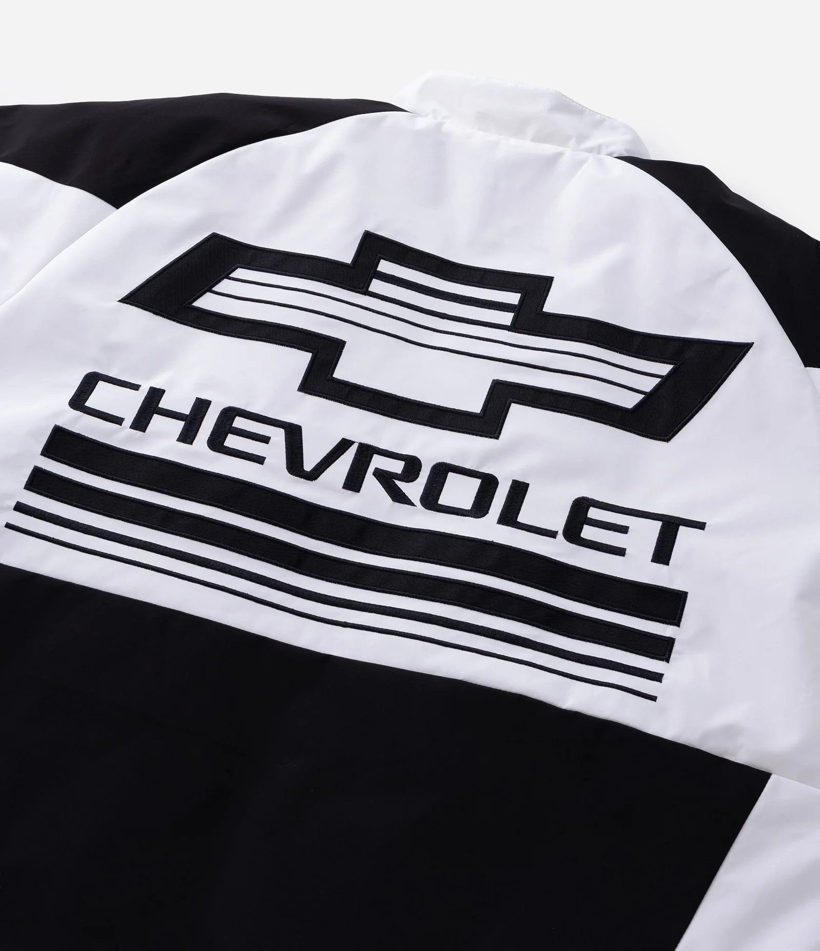 Jaqueta Bomber em Microfibra com Estampa Chevrolet Branco 8