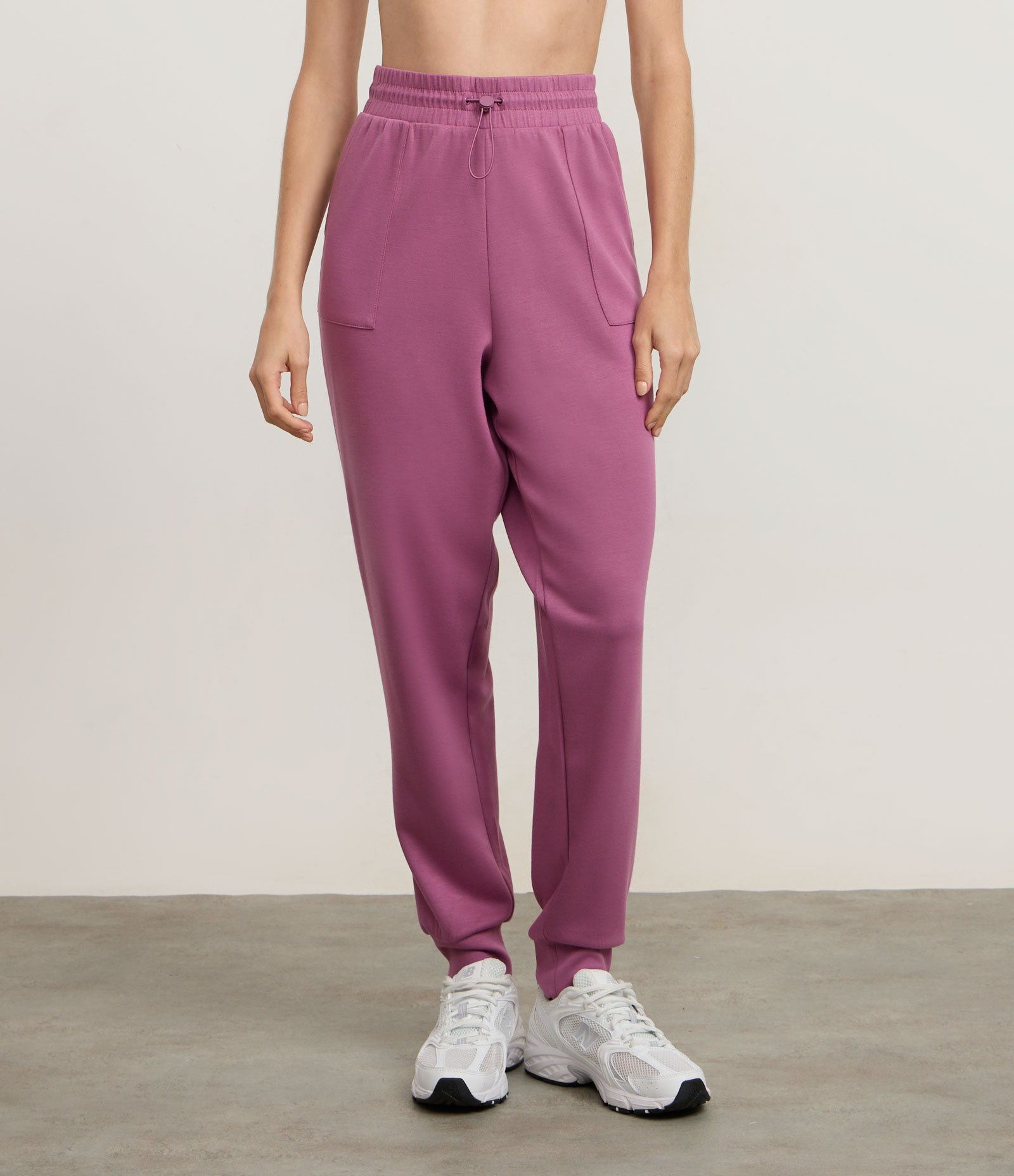 Calça Jogger Esportiva com Modal e Bolsos Amplos Roxo 2