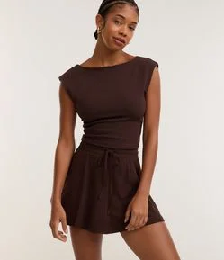 Blusa  em Cotton com Decote Aberto nas Costas