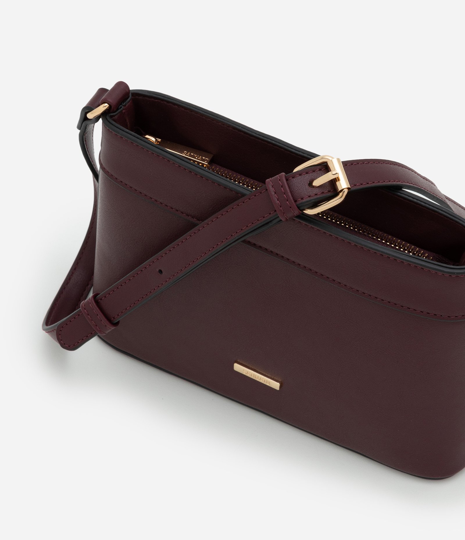 Bolsa Pequena Transversal com Alça Longa Vinho 4