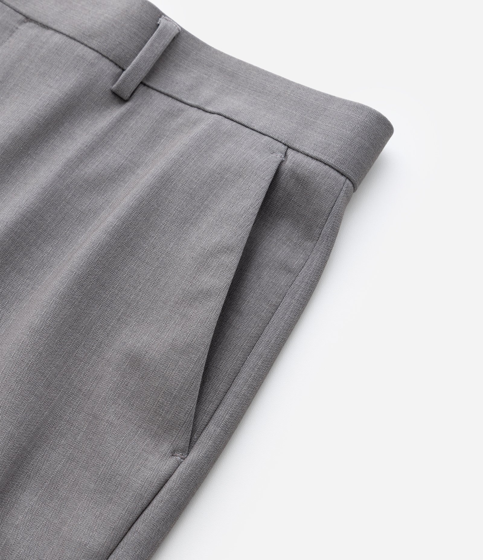 Calça Slim Comfort Alfaiatada e com Padronagem Espinha de Peixe Cinza 10