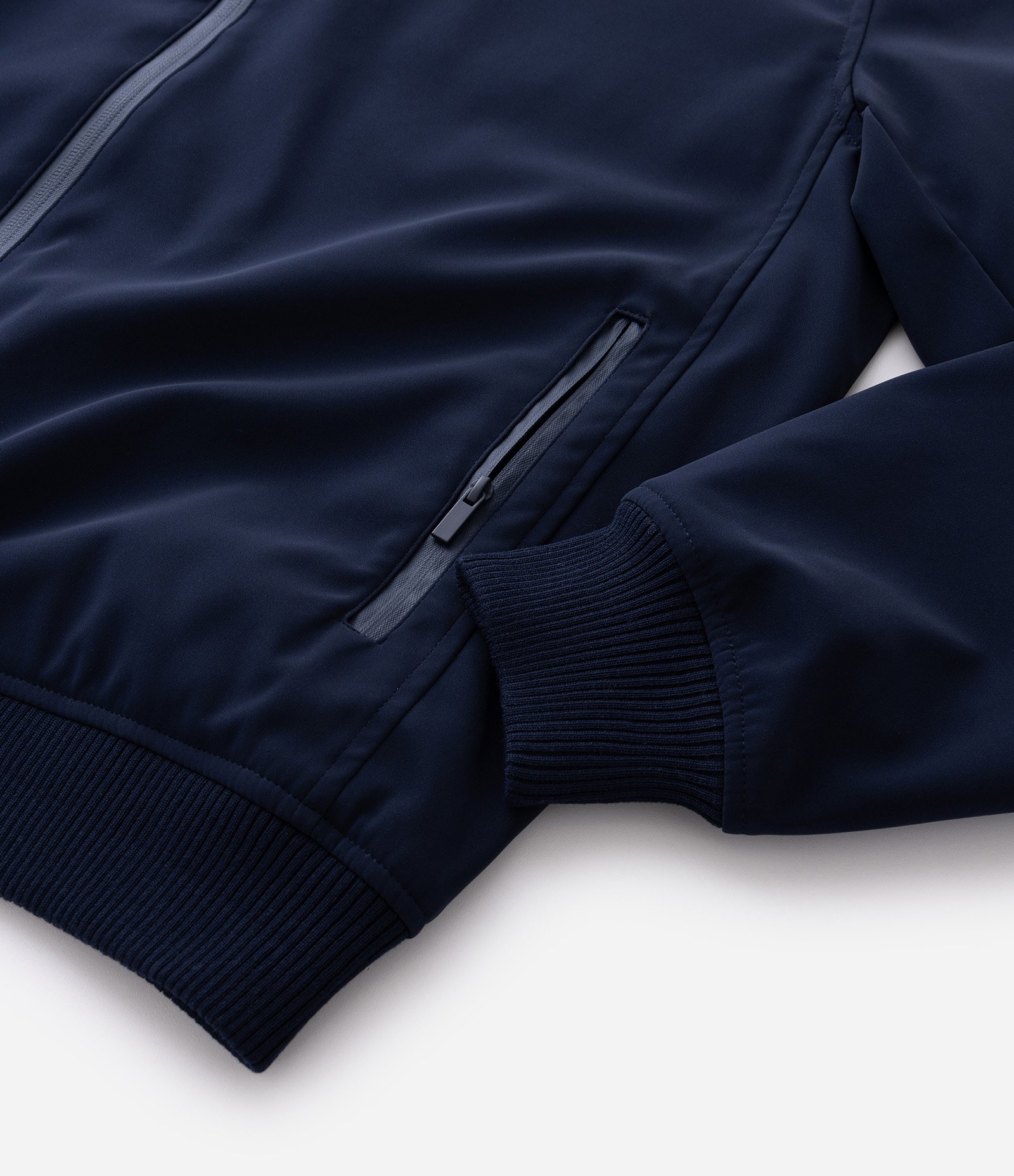 Jaqueta Bomber com Bolso Interno e Textura Emborrachada Azul Escuro 8