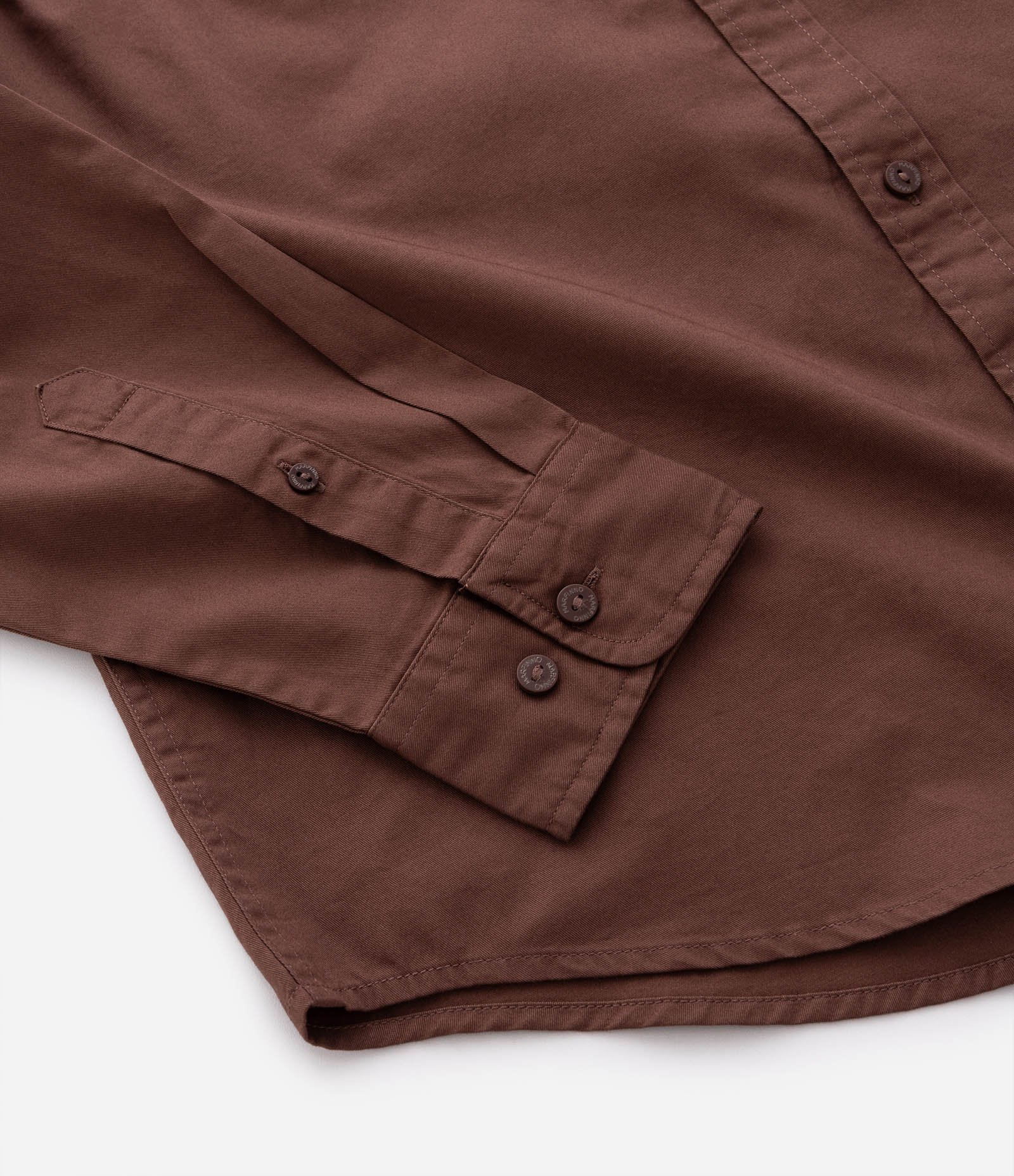 Camisa Manga Longa em Sarja com Bolsos Frontais Marrom 4