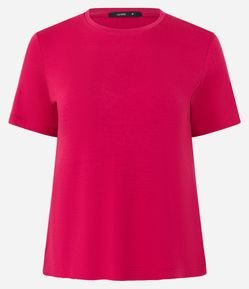 Blusa Básica em Viscose com Gola Redonda