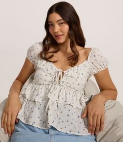 Blusa Manga Curta com Estampa Floral e Babados