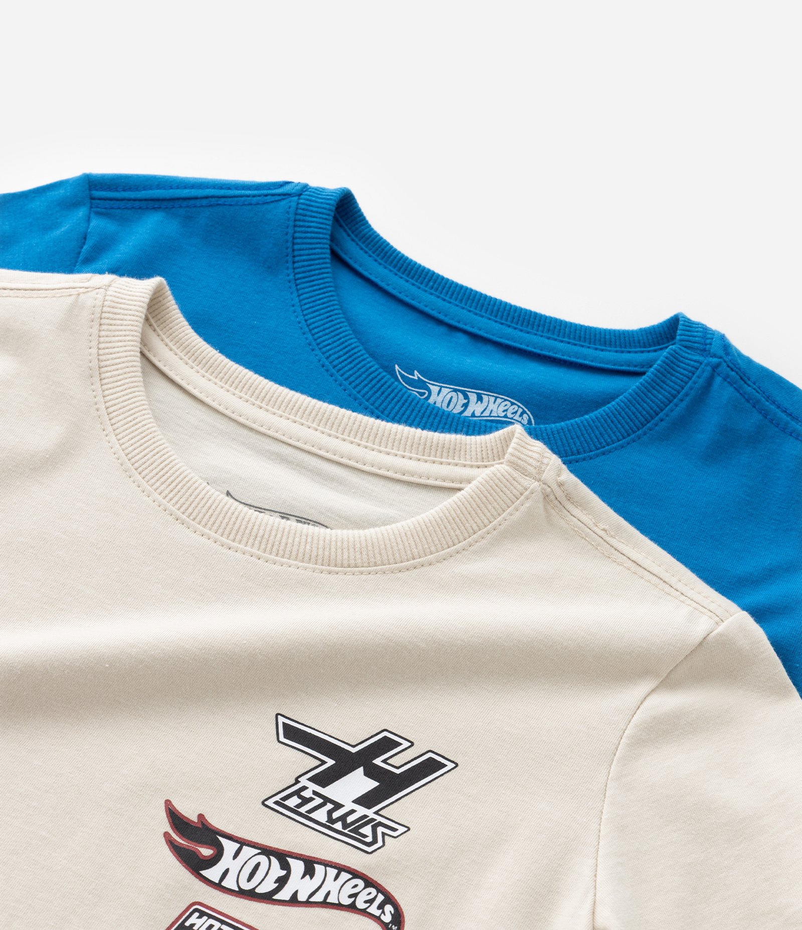 Kit 02 Camisetas Infantis com Estampa Hot Wheels - Tam 4 a 10 Anos Azul/Bege 4