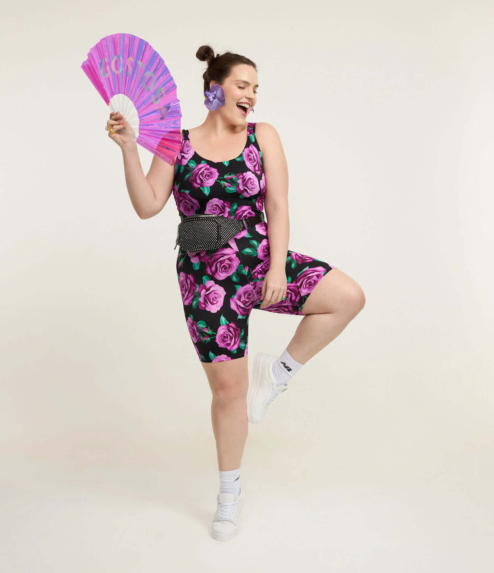 Macaquinho Esportivo com Estampa Floral e Tecnologia Dry Curve & Plus Size Preto/Roxo 1