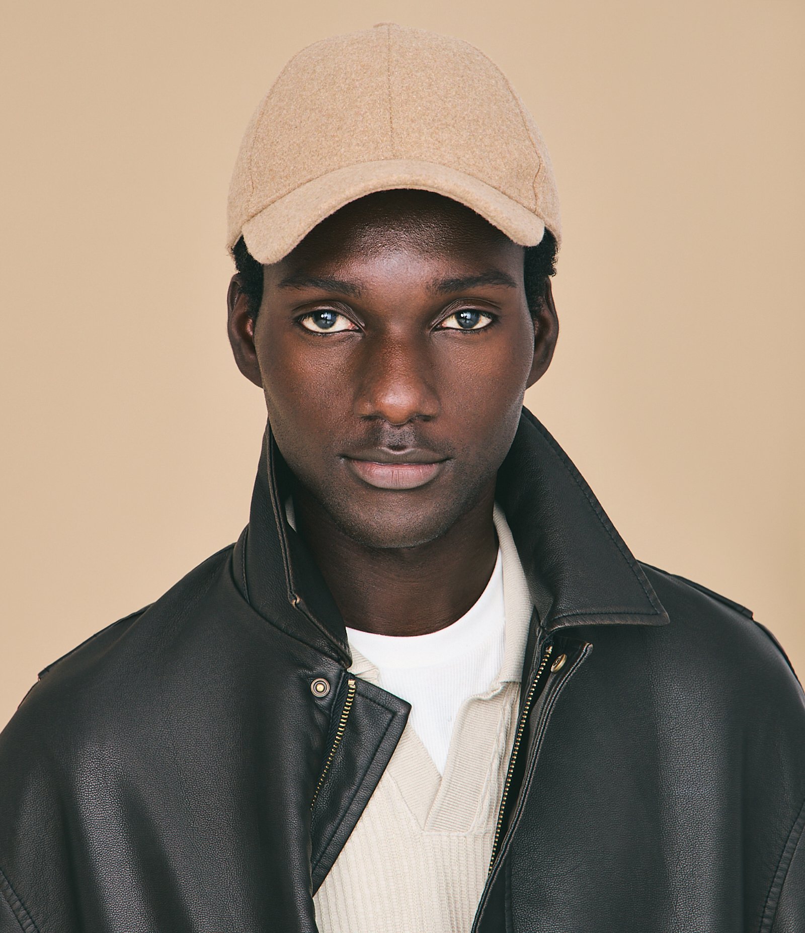 Jaqueta em PU com Efeito Lavado Preto 2