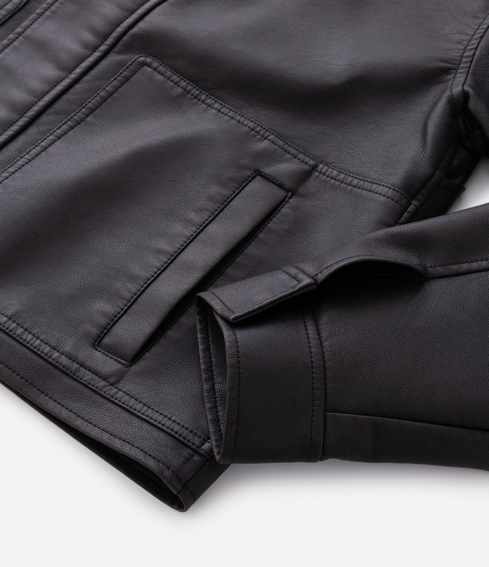 Jaqueta em PU com Efeito Lavado Preto 7