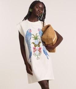 Vestido Curto em Algodão com Estampa Araras e Flor