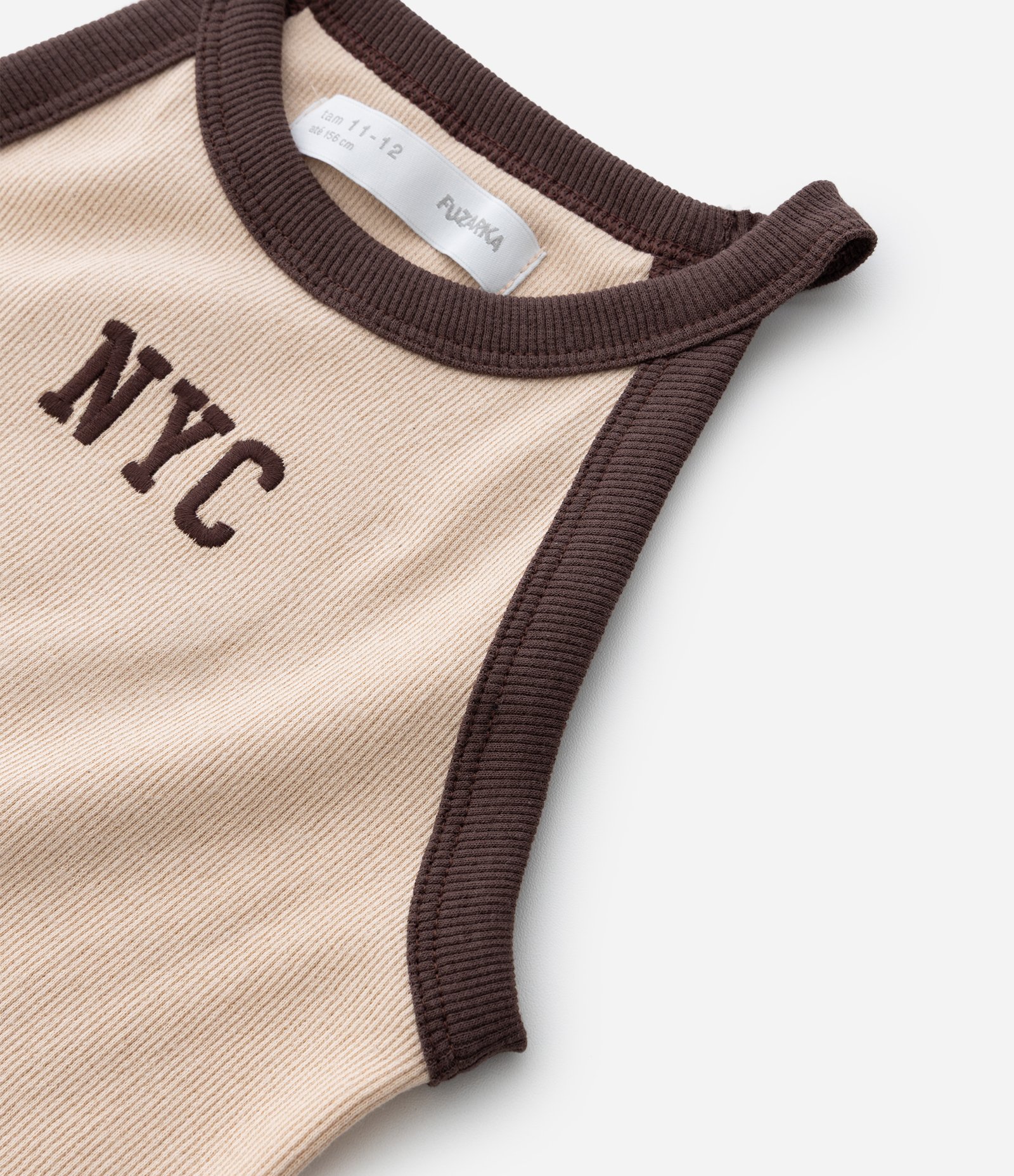 Regata Infantil Baby Tee em Ribana com Lettering NYC – Tam 7 a 14 Anos Bege 5