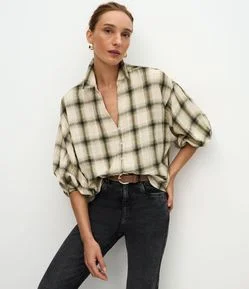 Blusa Manga 3/4 em Viscose com Estampa Xadrez