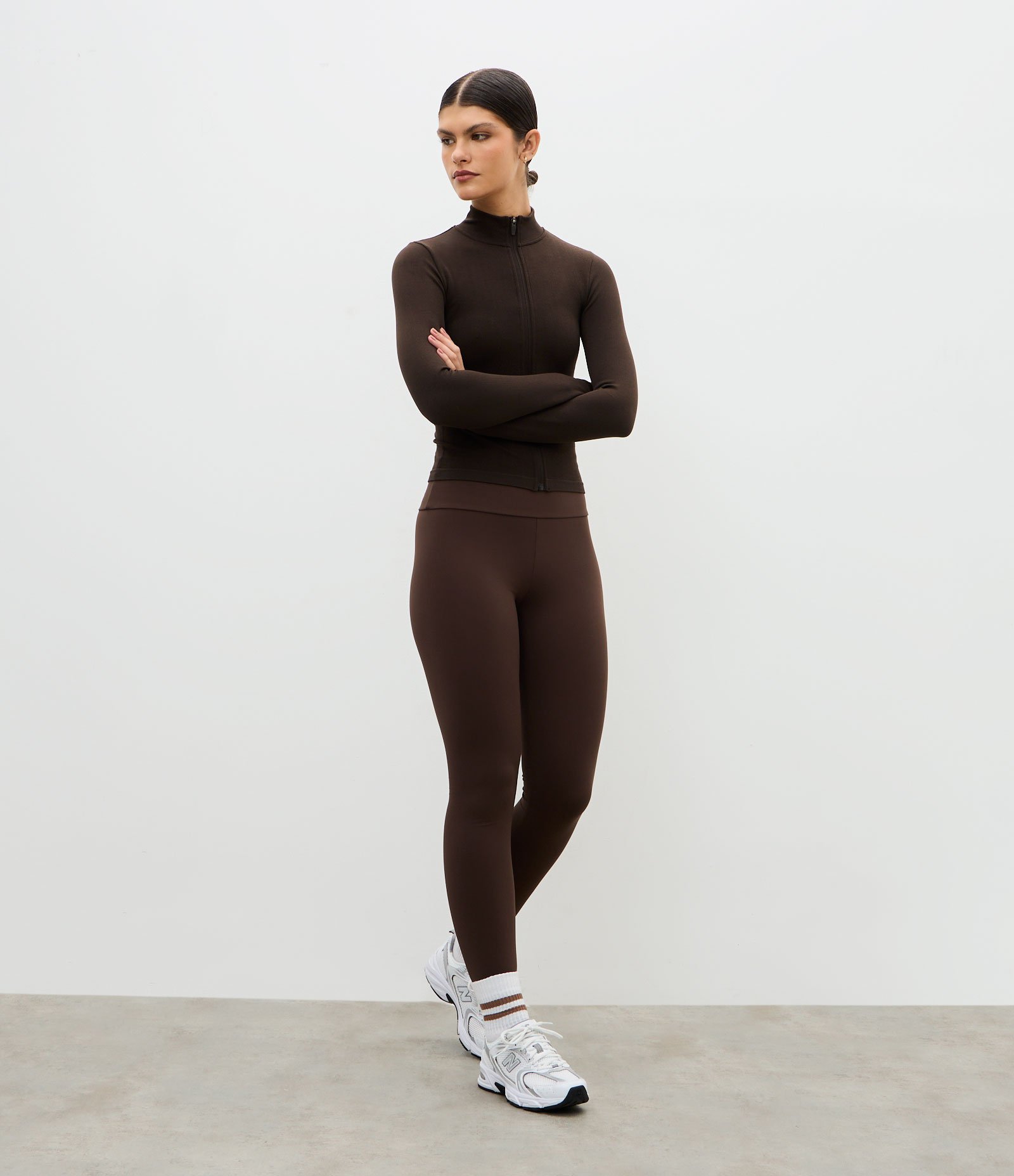 Jaqueta Esportiva Seamless com Golinha Alta Marrom 2