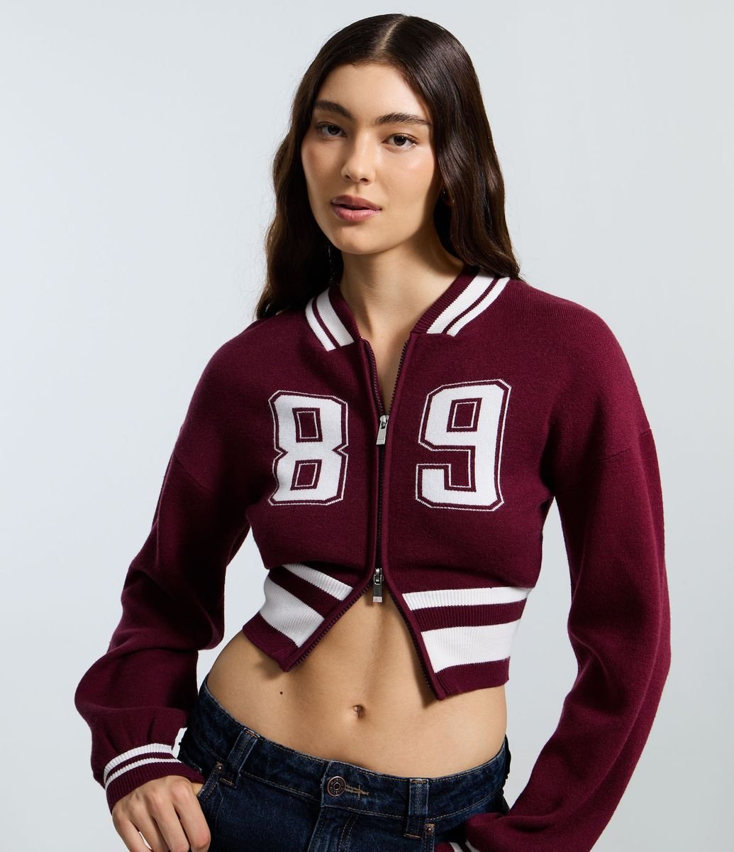 Cardigan College em Tricô com Zíper e Estampa Numérica Vermelho