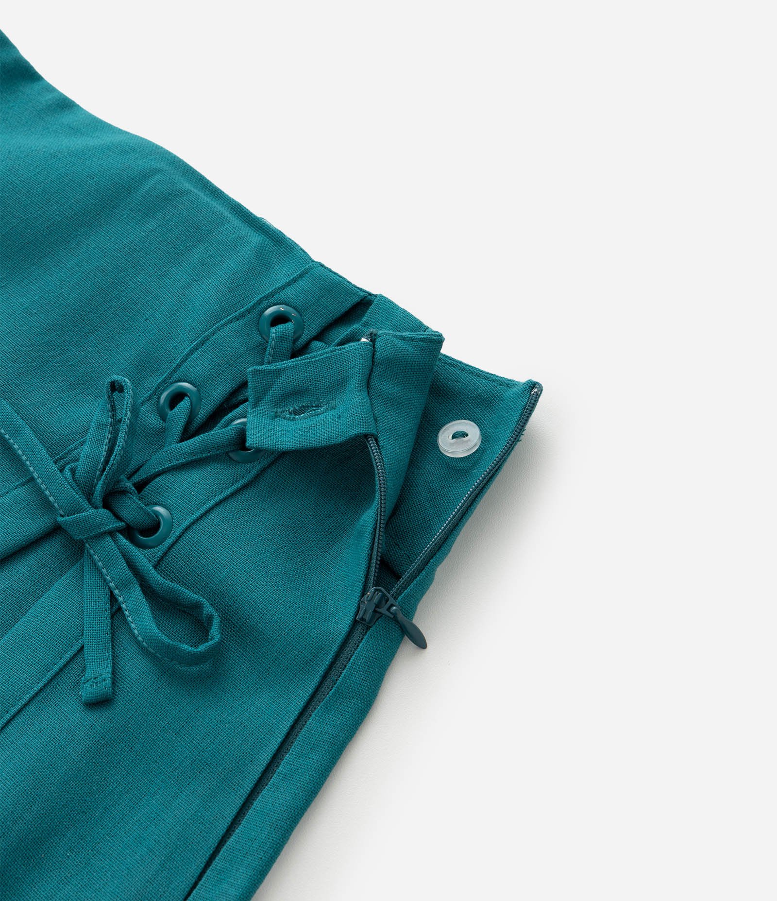 Short Saia Alfaiatada em Viscolinho com Amarração Curve & Plus Size Verde 8