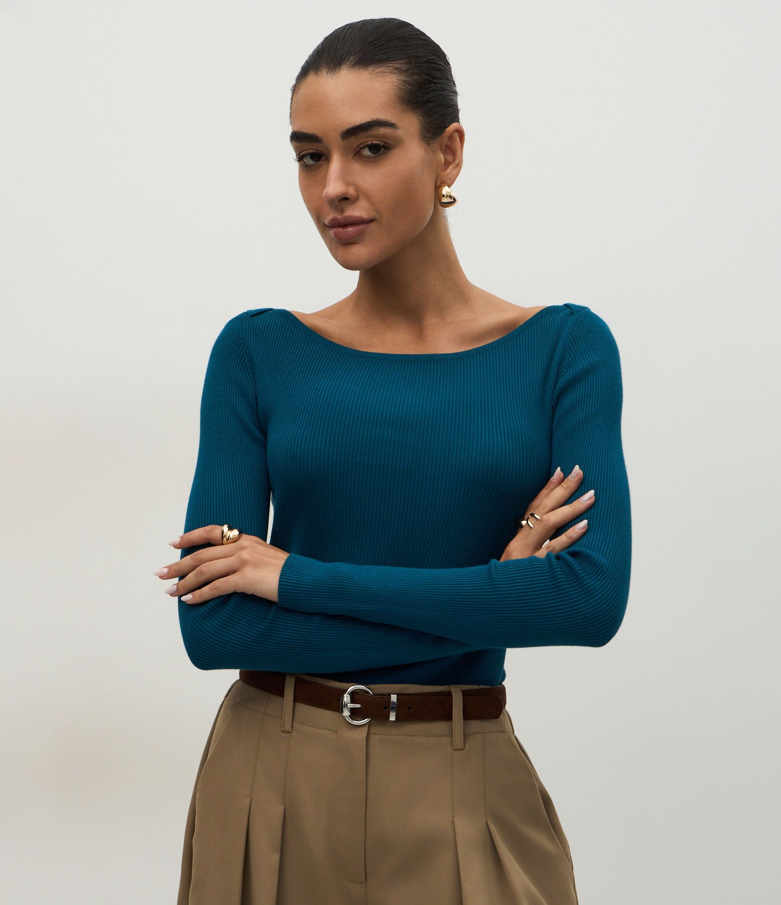 Blusa Básica Ombro a Ombro Transpassado em Tricô Azul 1