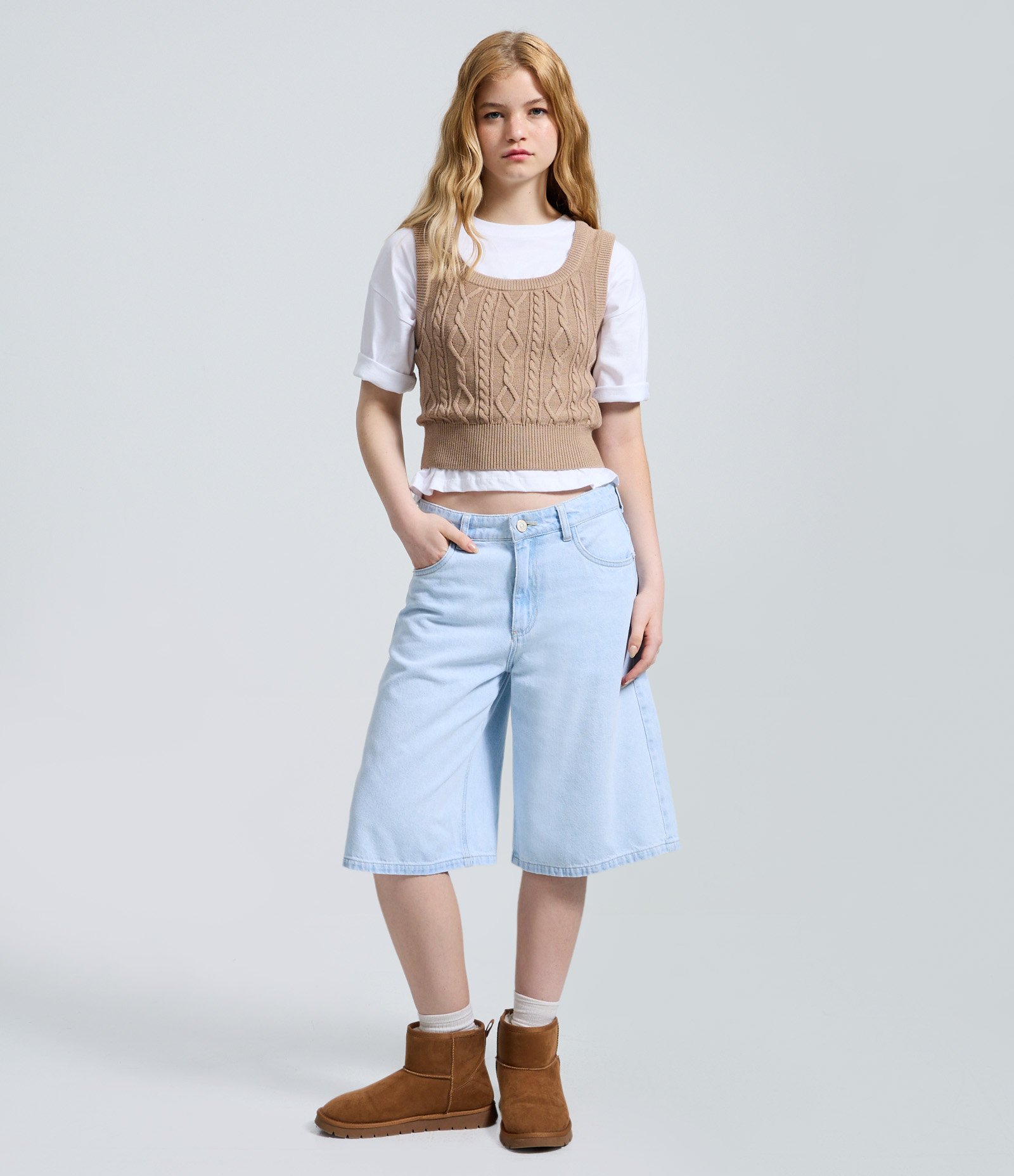 Colete em Tricô com Textura Bege 2