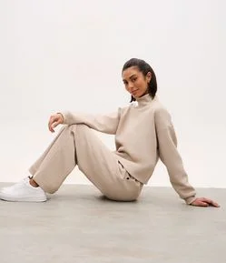 Blusão Boxy Esportivo com Gola e Punhos Canelados