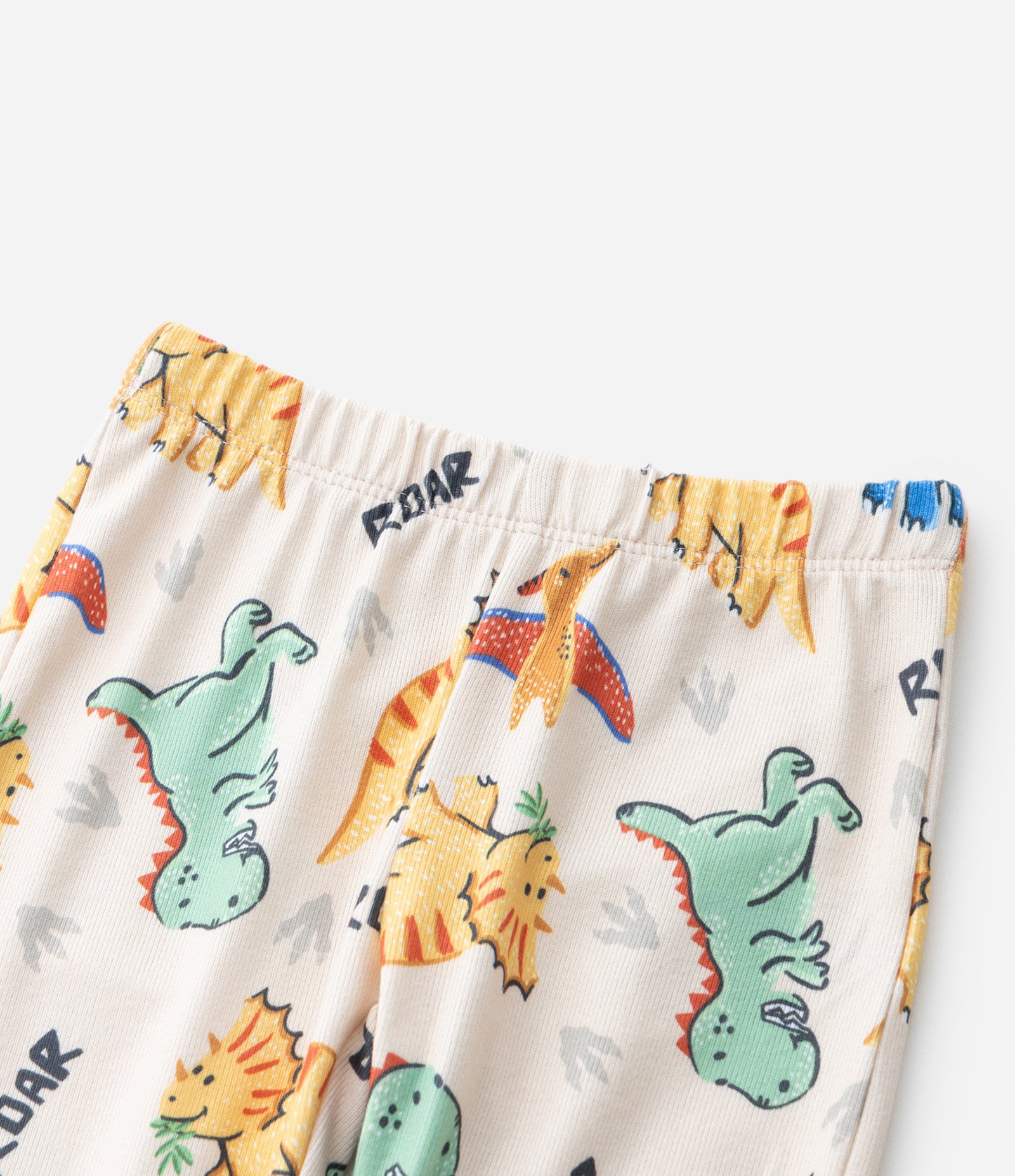 Pijama Infantil com Estampa de Dinossauros – Tam 2 a 6 Anos Off White 9