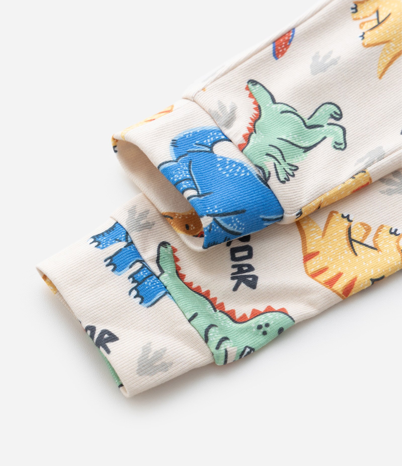 Pijama Infantil com Estampa de Dinossauros – Tam 2 a 6 Anos Off White 7