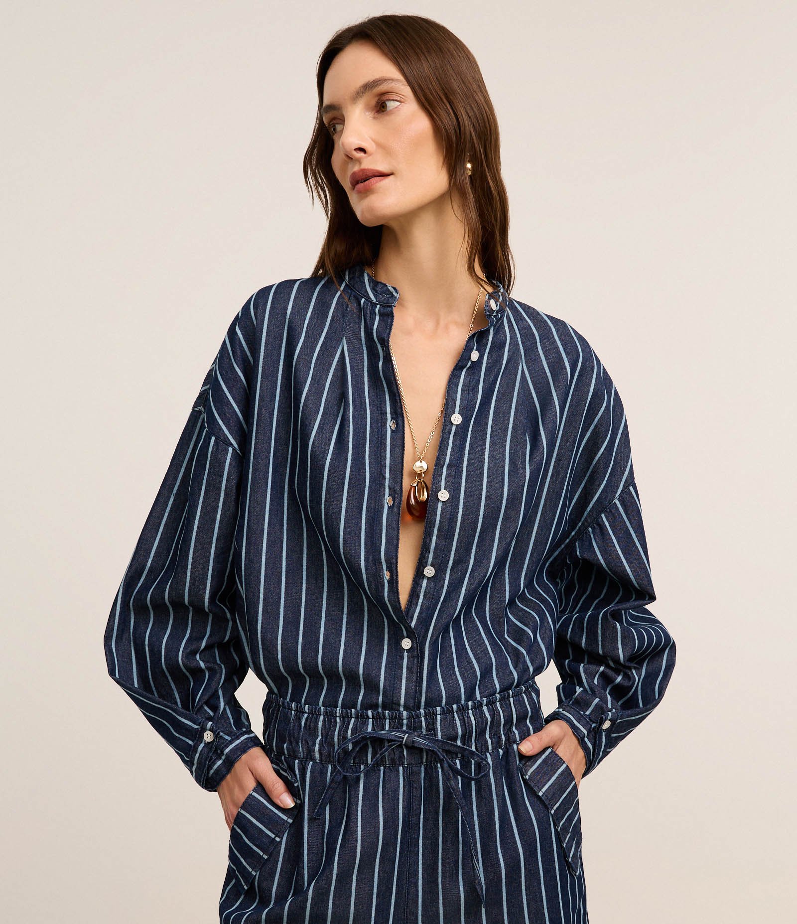 Camisa em Jeans com Gola Padre e Listras Azul 1