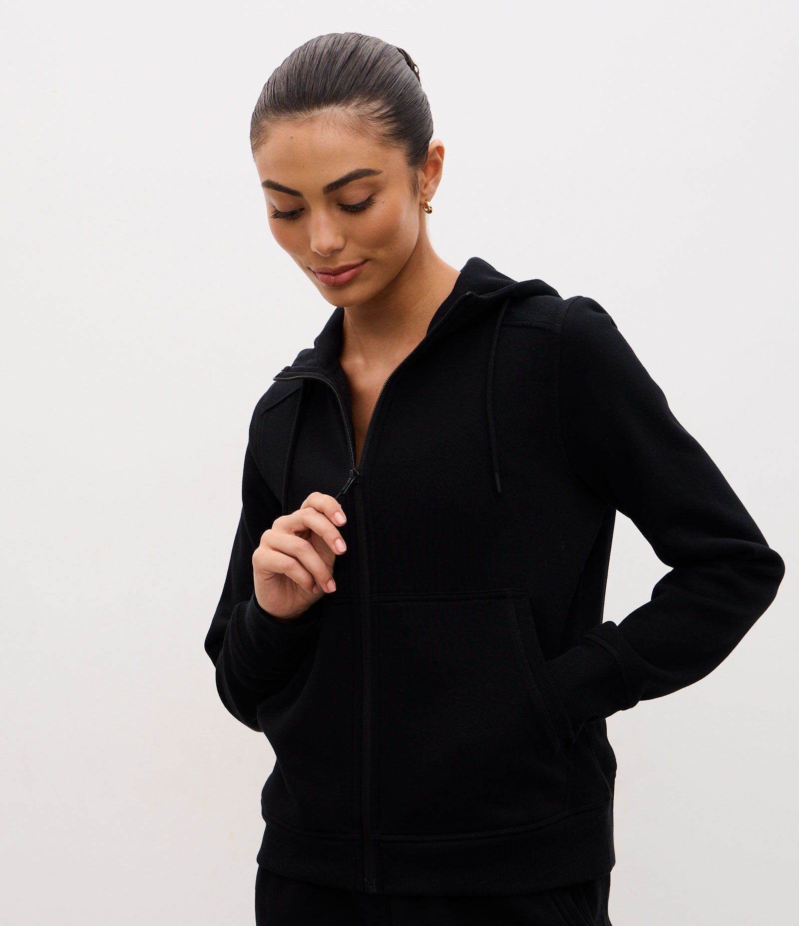 Jaqueta Regular Esportiva em Moletom com Capuz Preto 1