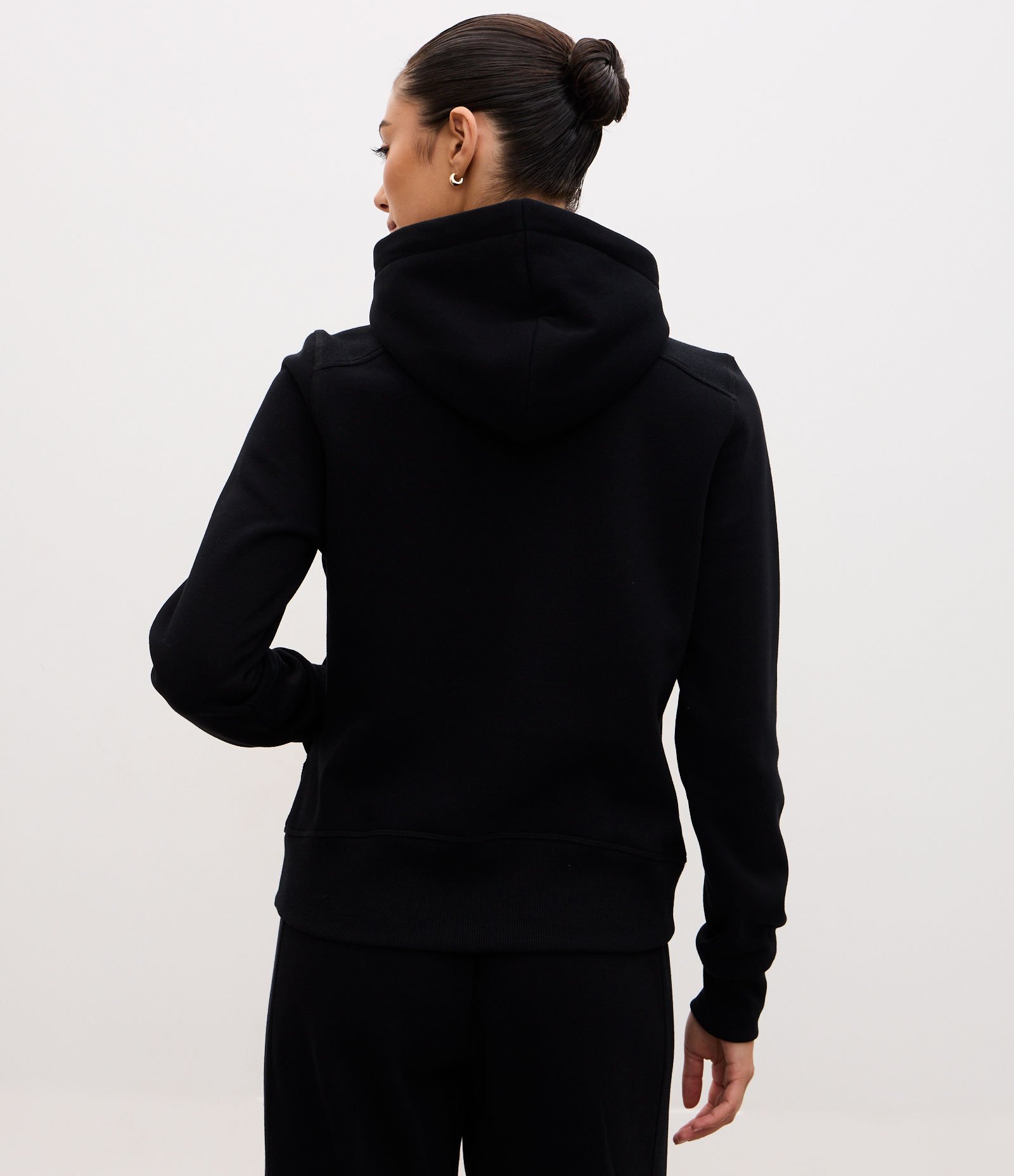 Jaqueta Regular Esportiva em Moletom com Capuz Preto 4