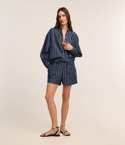 Short Runner em Jeans com Listras