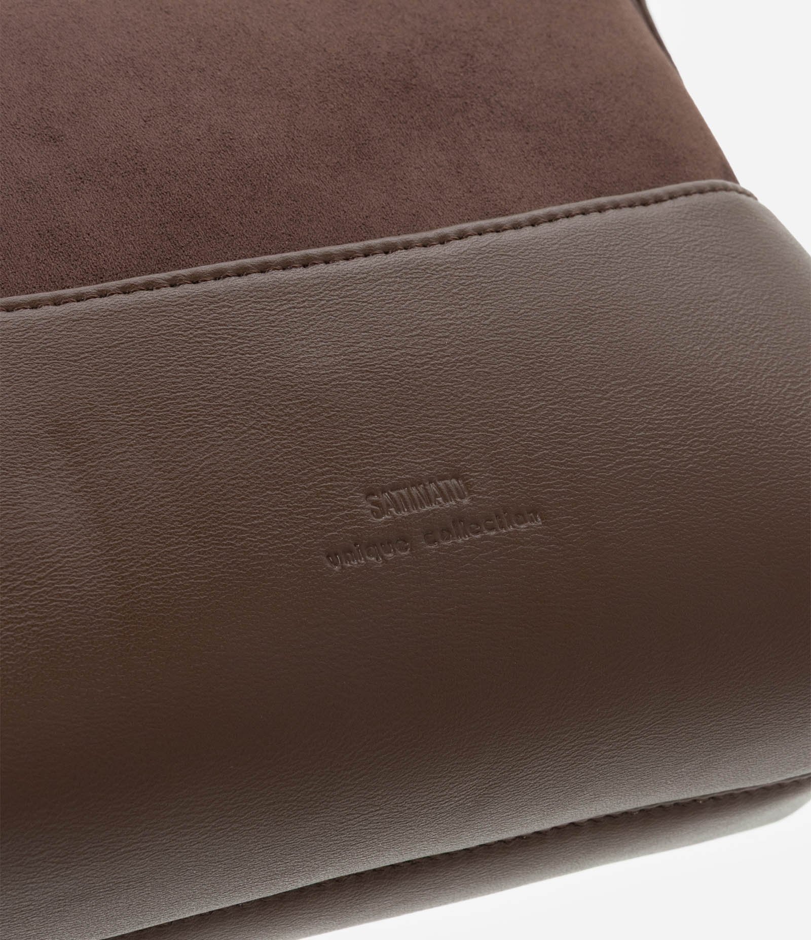 Bolsa Transversal Pequena em PU com Zíper Marrom 4