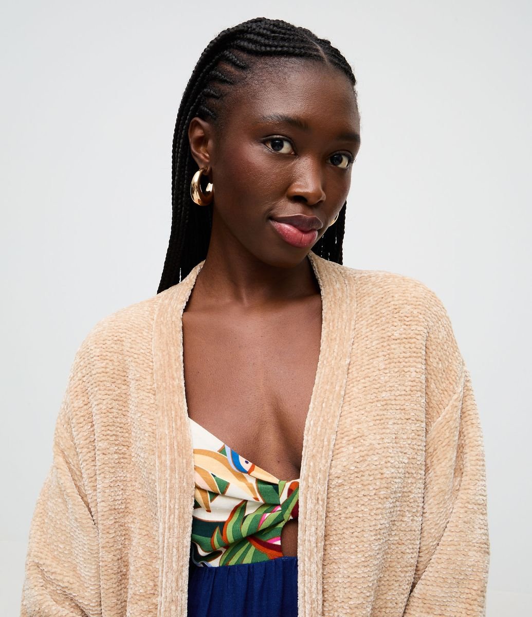 Cardigan Alongado em Tricô Chenille Canelado com Fendas Laterais Bege