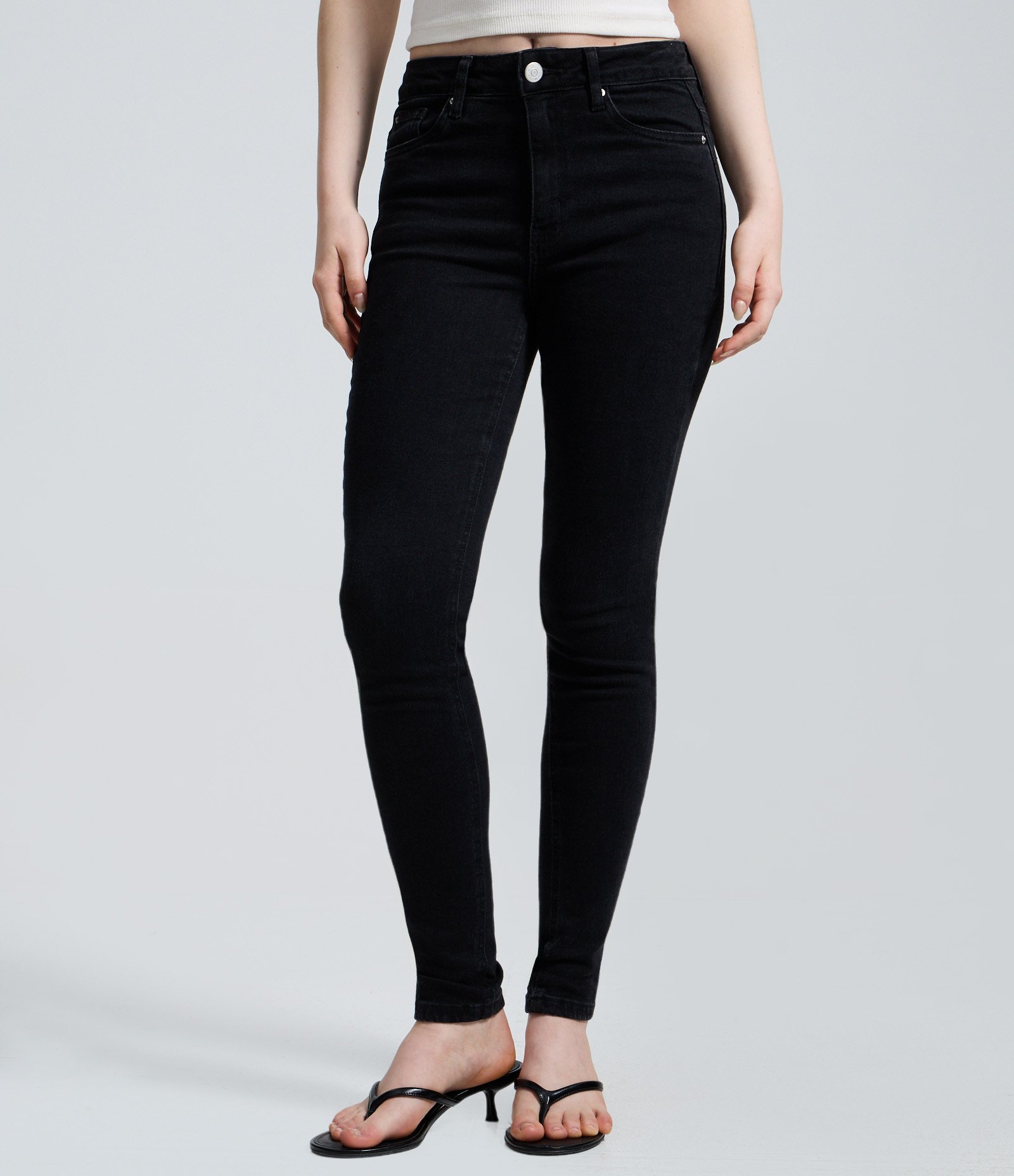 Calça Skinny em Jeans com Elastano e Cintura Alta Preto 3