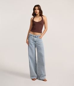 Calça Wide Leg Cintura Baixa em Jeans com Bolsos