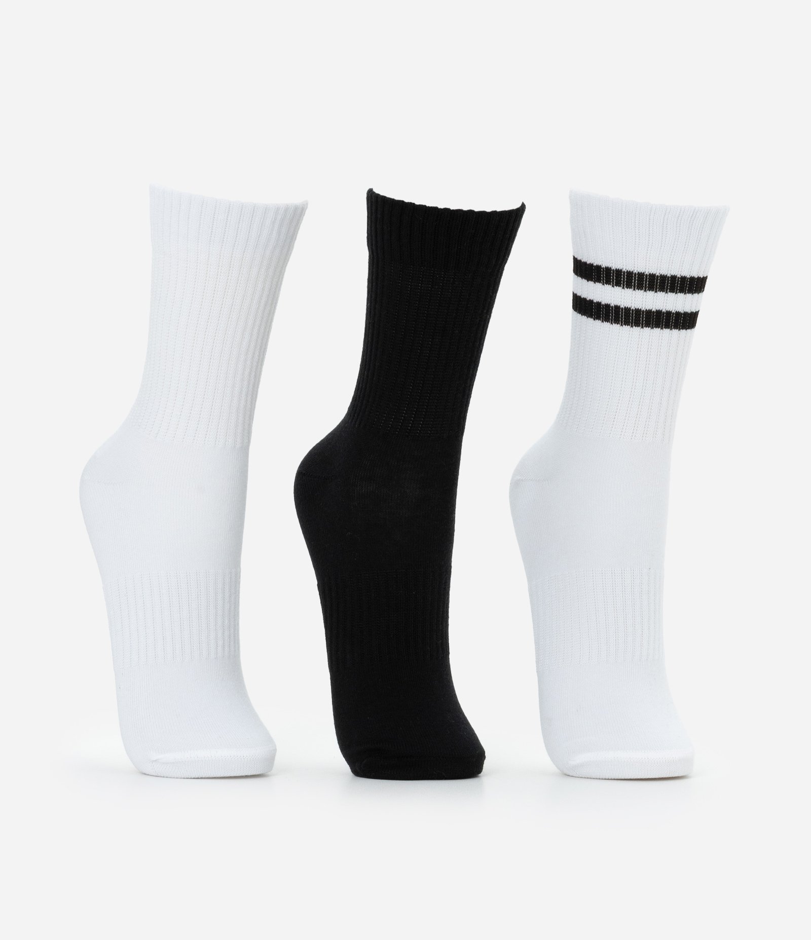 Kit 03 Meias Cano Médio Esportivo em Algodão Branco/Preto 2