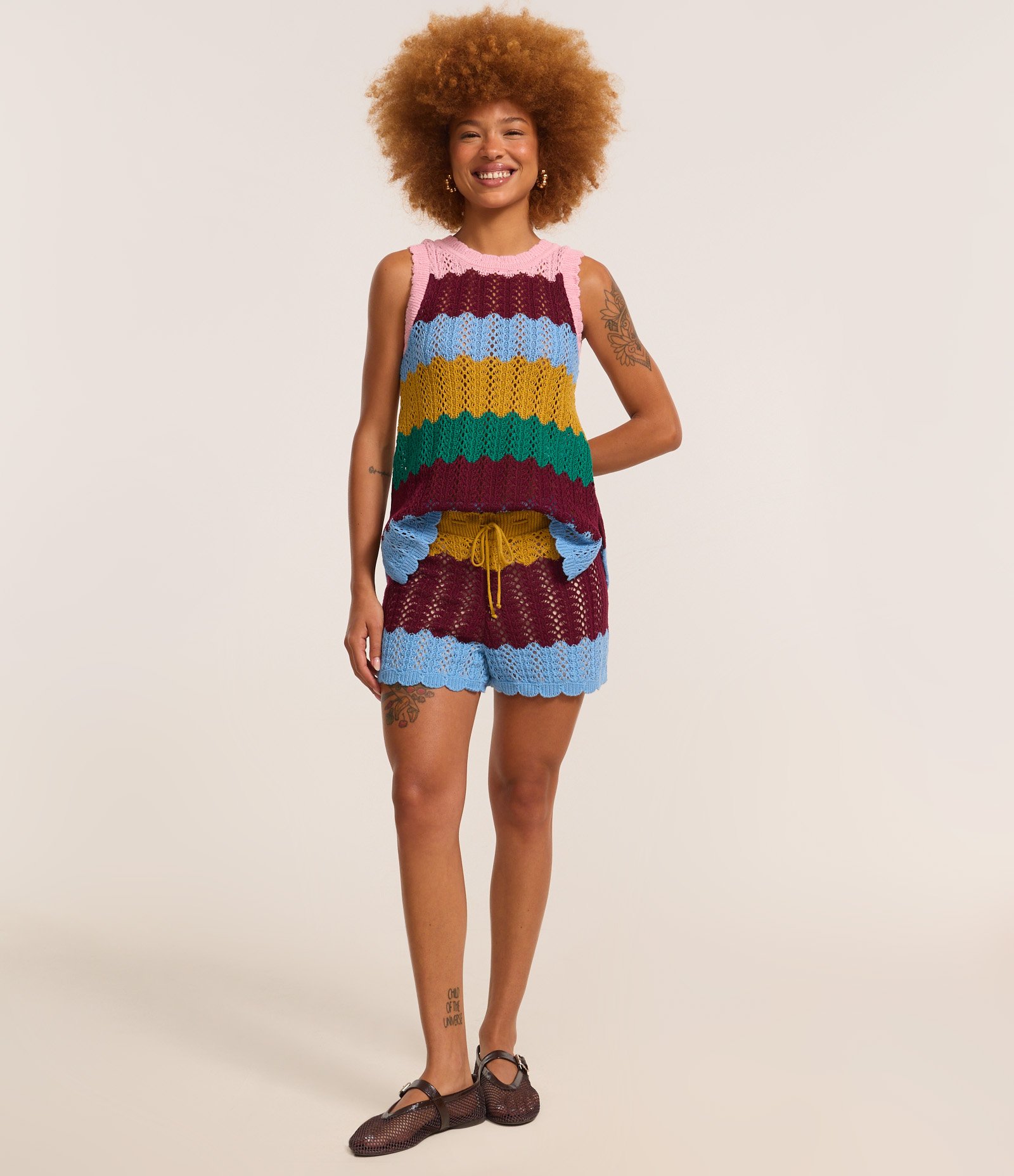 Blusa Regata em Tricô  em Bloco de Cores com Fendas Laterais Multicores 2