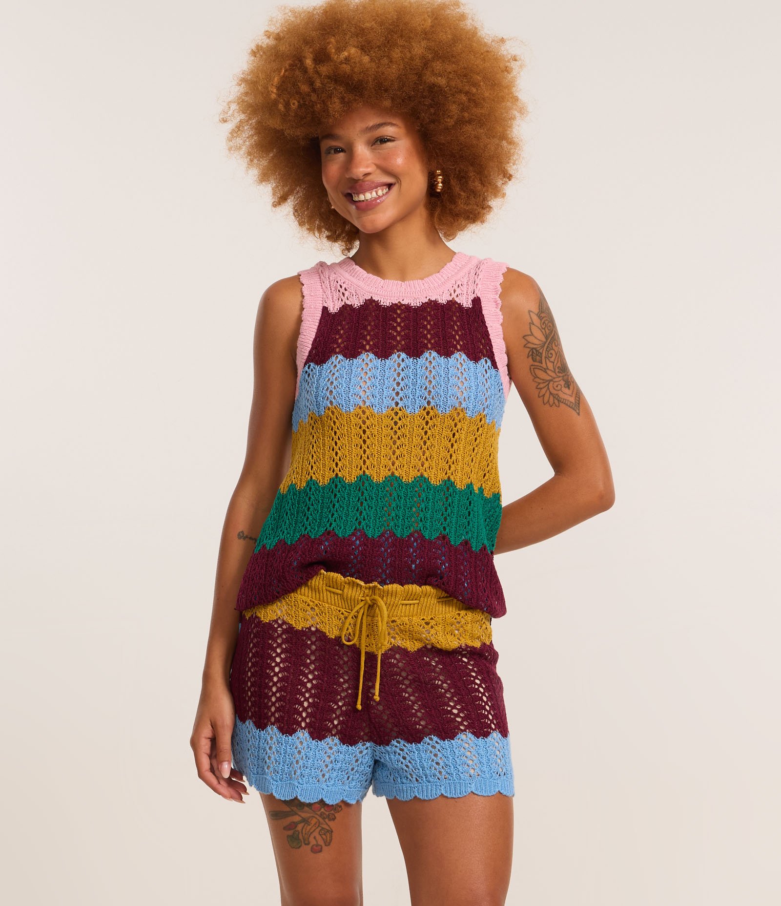 Short Reto Curto em Tricô com Bloco de Cores Marrom/Azul 2