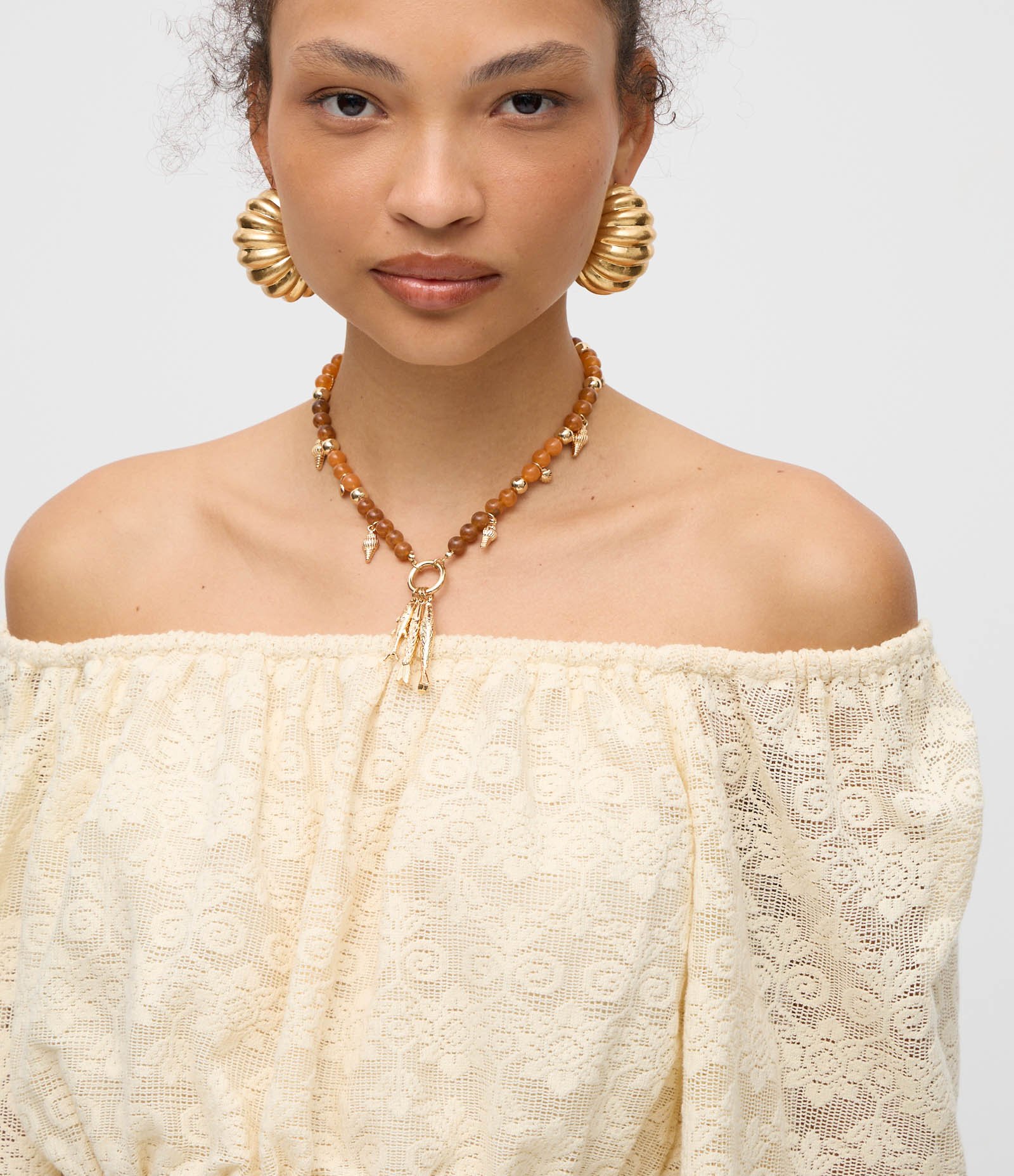 Blusa Cropped Ombro a Ombro em Jacquard Floral Bege 4