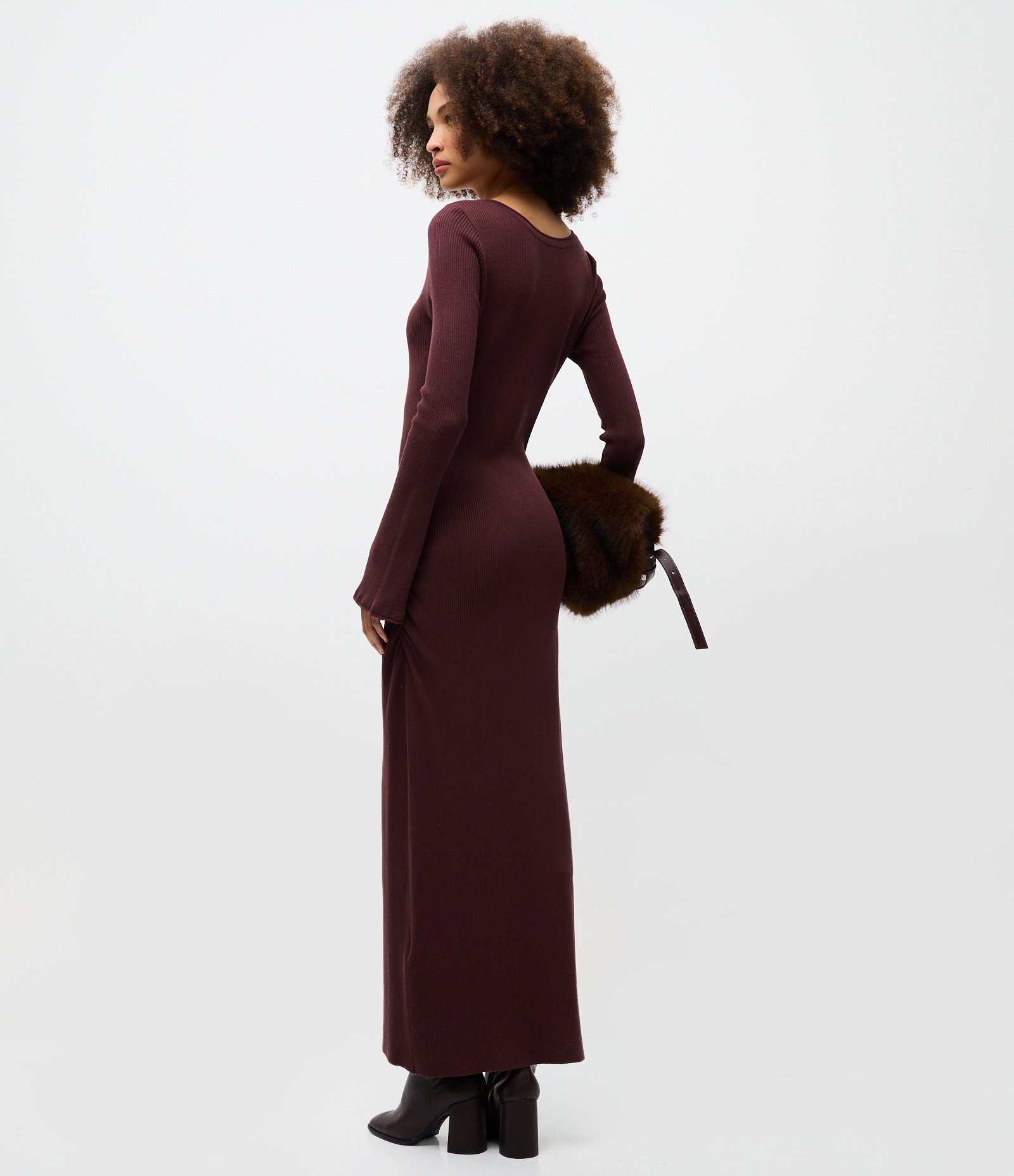Vestido Midi em Tricô com Manga Evasê Marrom 4