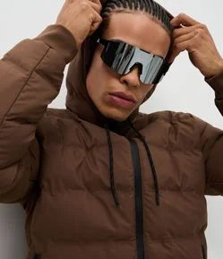 Jaqueta Puffer Esportiva sem Costura com Capuz