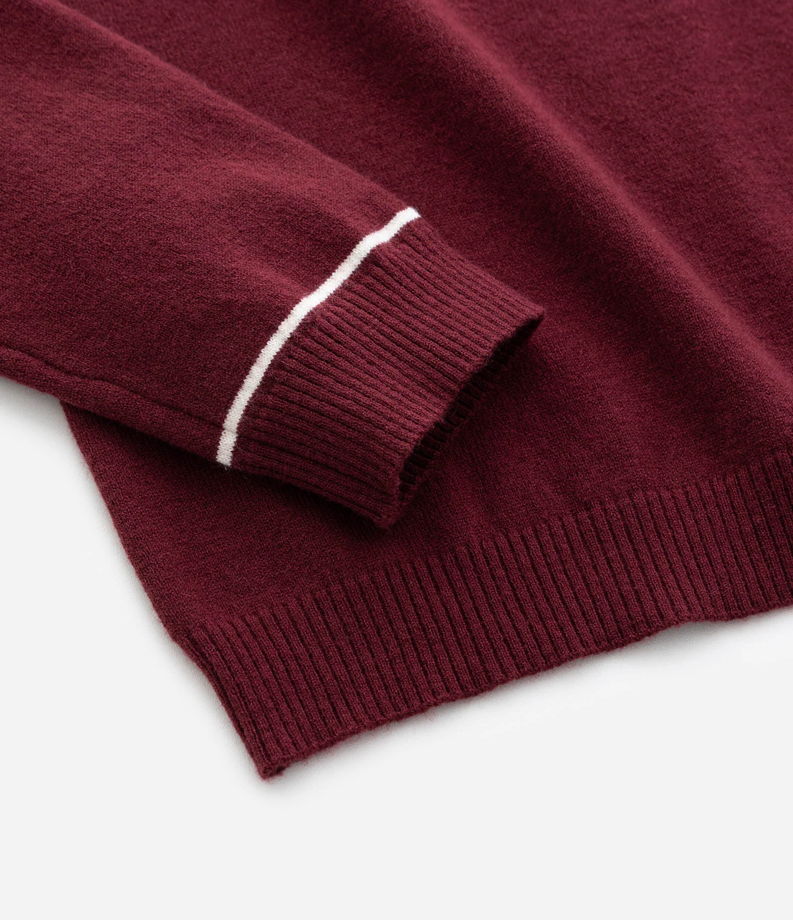 Suéter Slim em Tricô com Gola Polo e Detalhe Contrastante Vinho 4