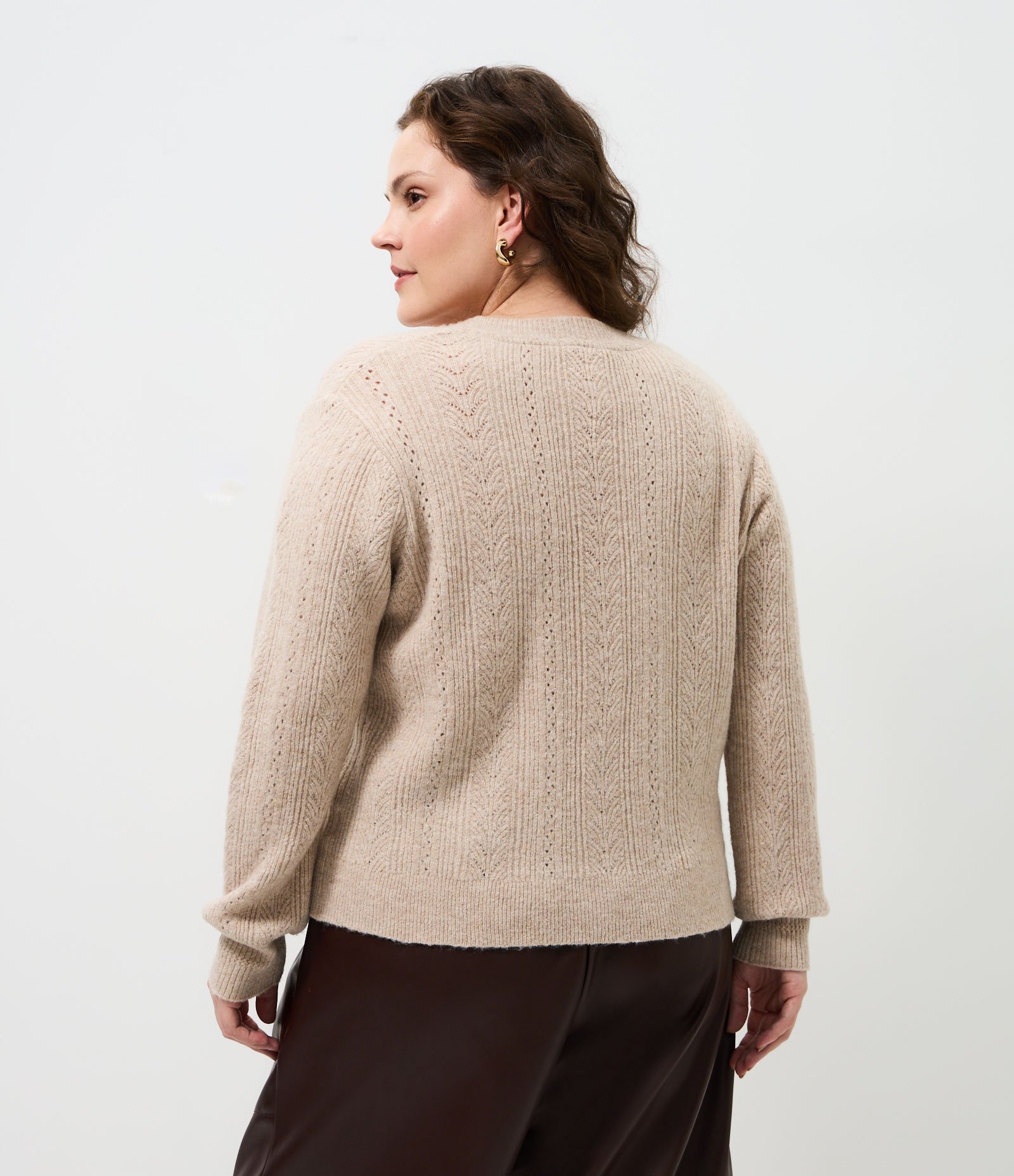 Cardigan Curto e Amplo em Tricô Curve & Plus Size Bege 5