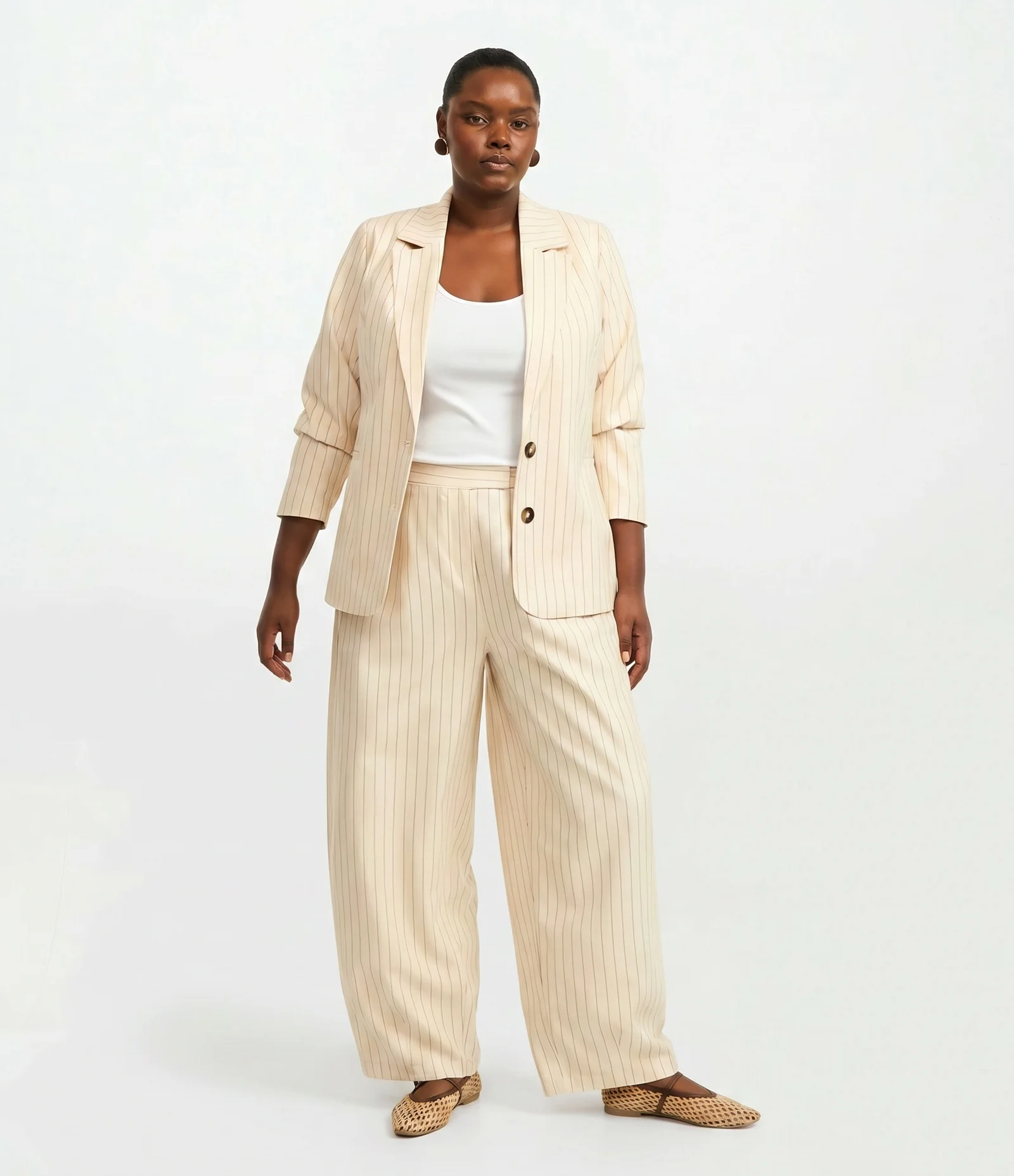 Blazer Alfaiatado com Estampa de Listras Curve & Plus Size Bege 2
