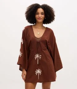 Saída de Praia Vestido em Algodão com Recortes e Bordado de Palmeira
