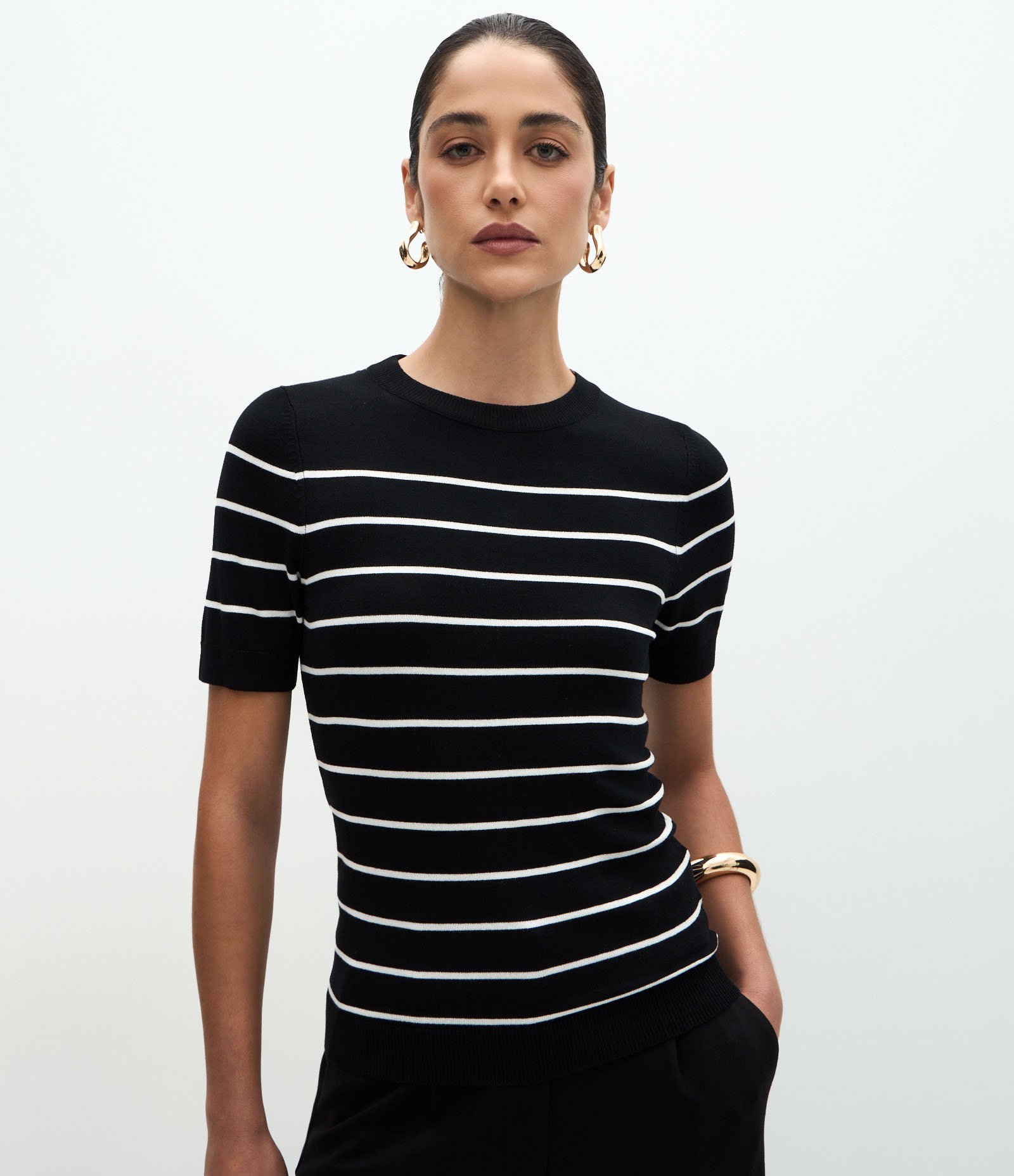 Blusa Manga Curta em Tricô com Estampa Listrada Preto 1