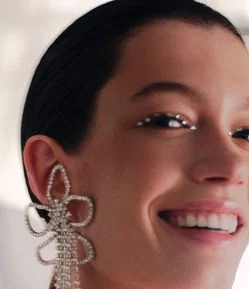 Maxi Brinco em Metal com Formato de Flor Orgânica e Strass