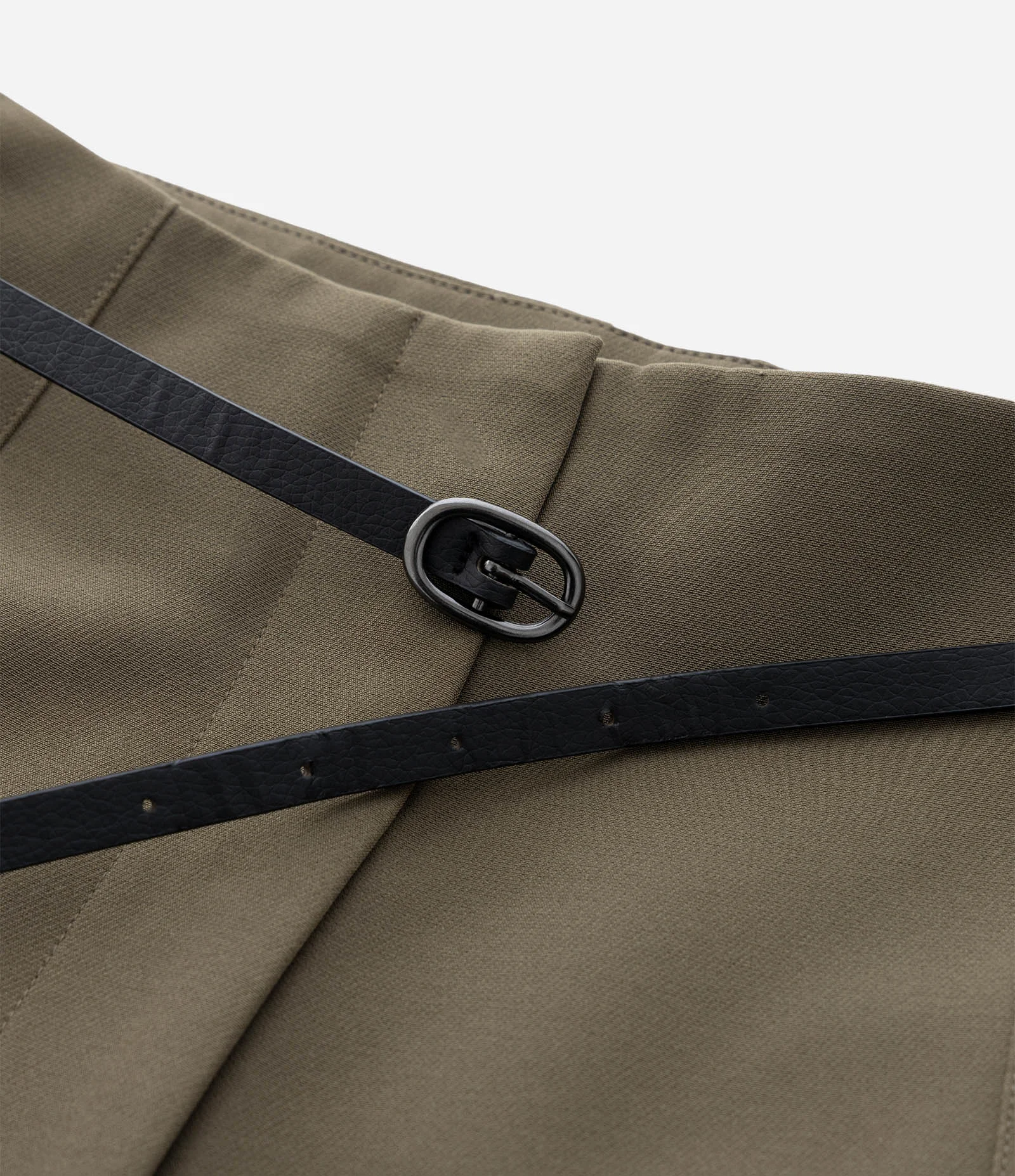 Calça Cenoura em Alfaiataria com Cinto Curve & Plus Size Marrom 5