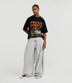 Calça Barrel em Jeans com Bolsos