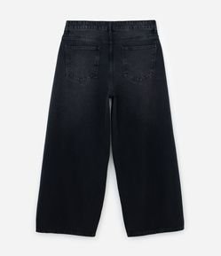 Calça Barrel em Jeans com Bolsos