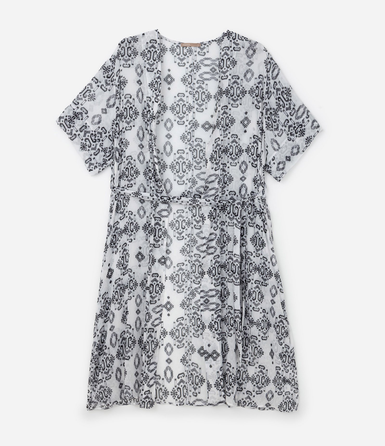 Saida de Praia Alongada em Chiffon com Estampa Étnica Curve & Plus Size Branco/Preto 4