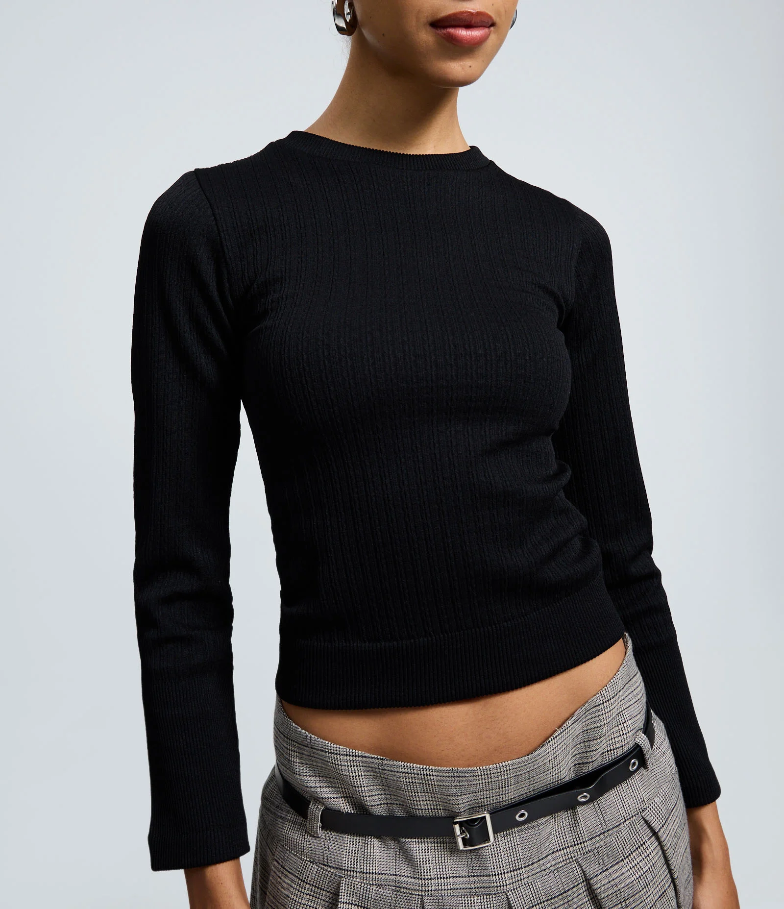 Camiseta Peluciada Sem Costura em Microfibra Preto 3