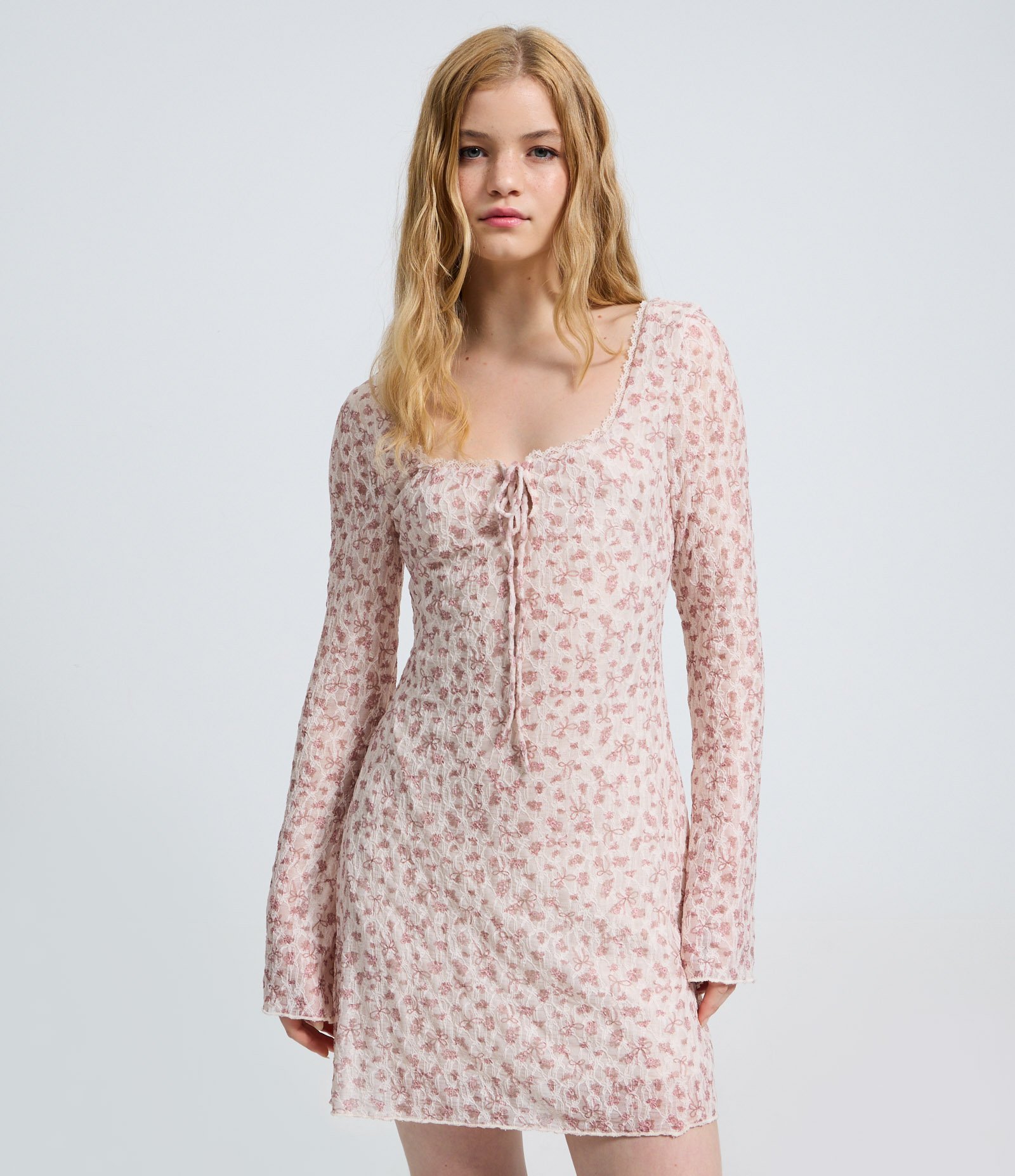 Vestido Manga Longa com Estampa Floral e Amarração Branco 3